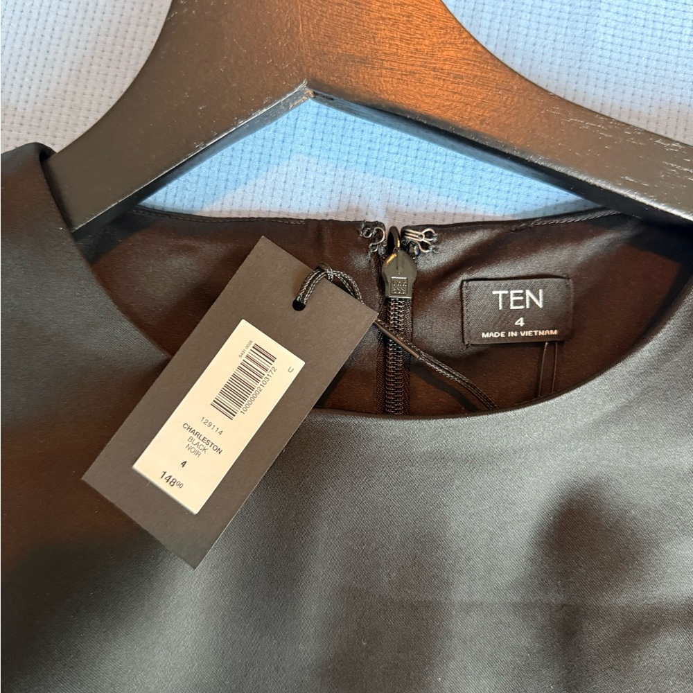 Aritzia Black Sleeveless Mini Dress - Picture 5 of 7